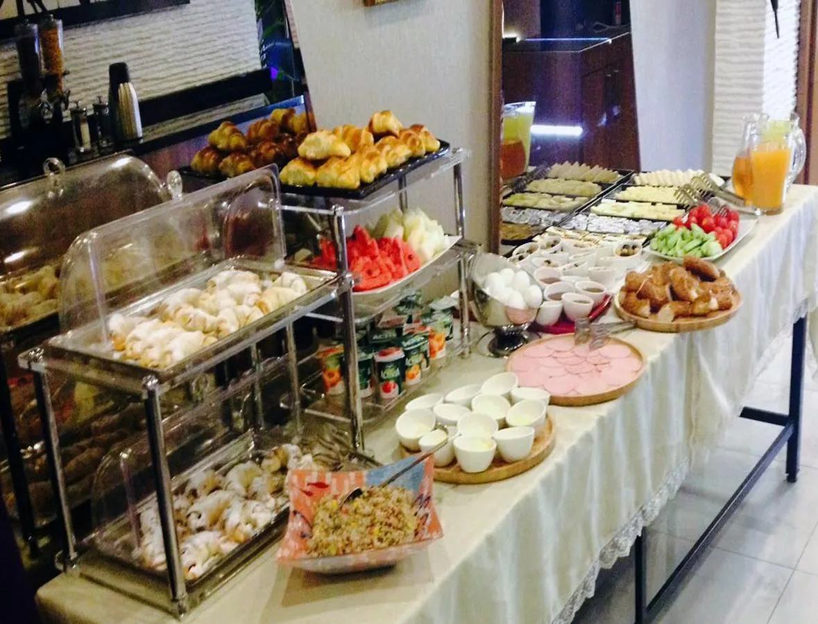 Piccolo Hotel İstanbul 3*,