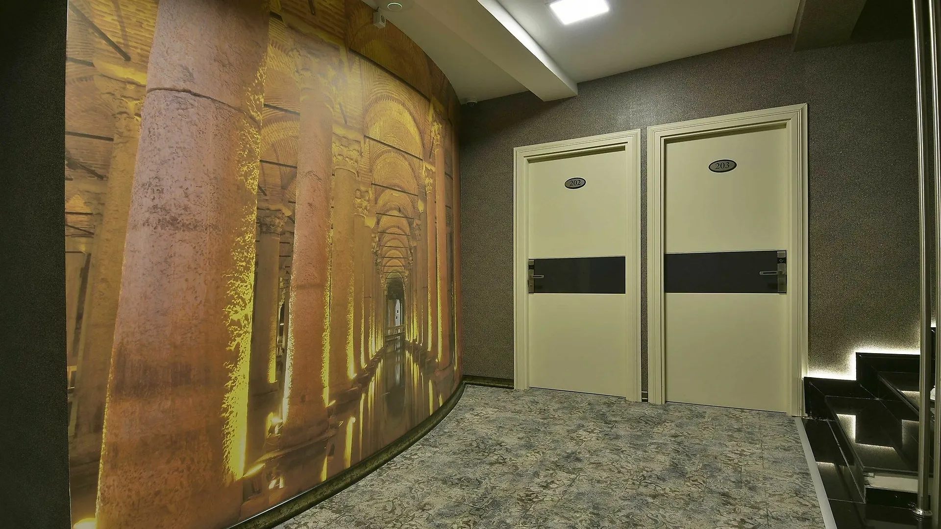 Piccolo Hotel İstanbul